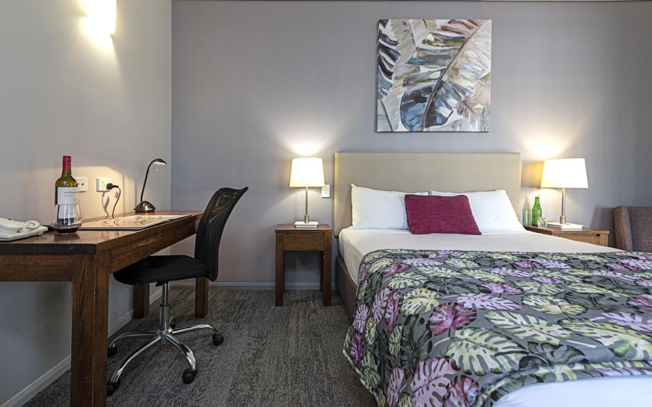 Coachmans Inn Warwick Bagian luar foto