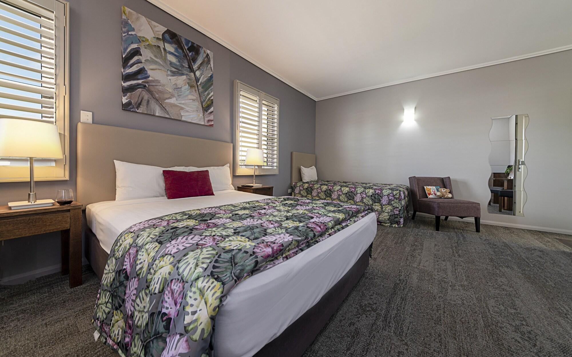 Coachmans Inn Warwick Bagian luar foto