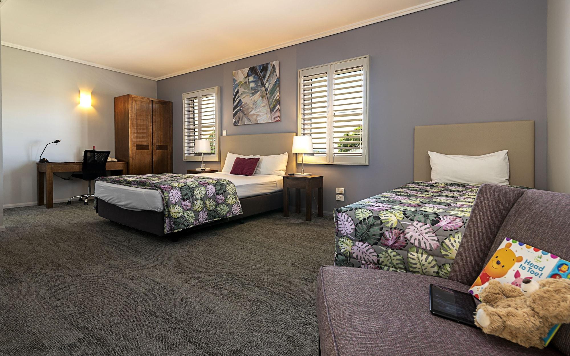 Coachmans Inn Warwick Bagian luar foto